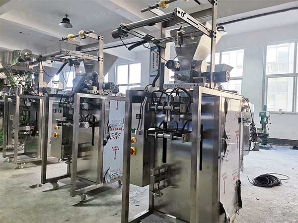 我司是河南的立式自動草莓视频在线观看入口廠家