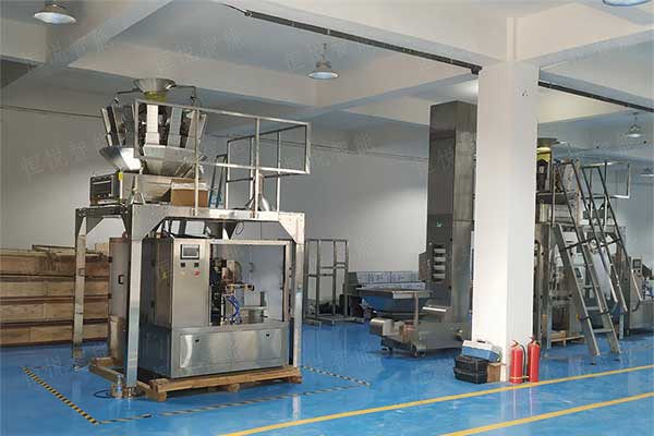 全自動給袋式草莓视频在线观看入口，預製袋精美包裝
